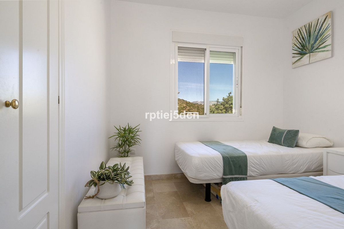 6a6e318c2942b1370b067255b046d039 - 11