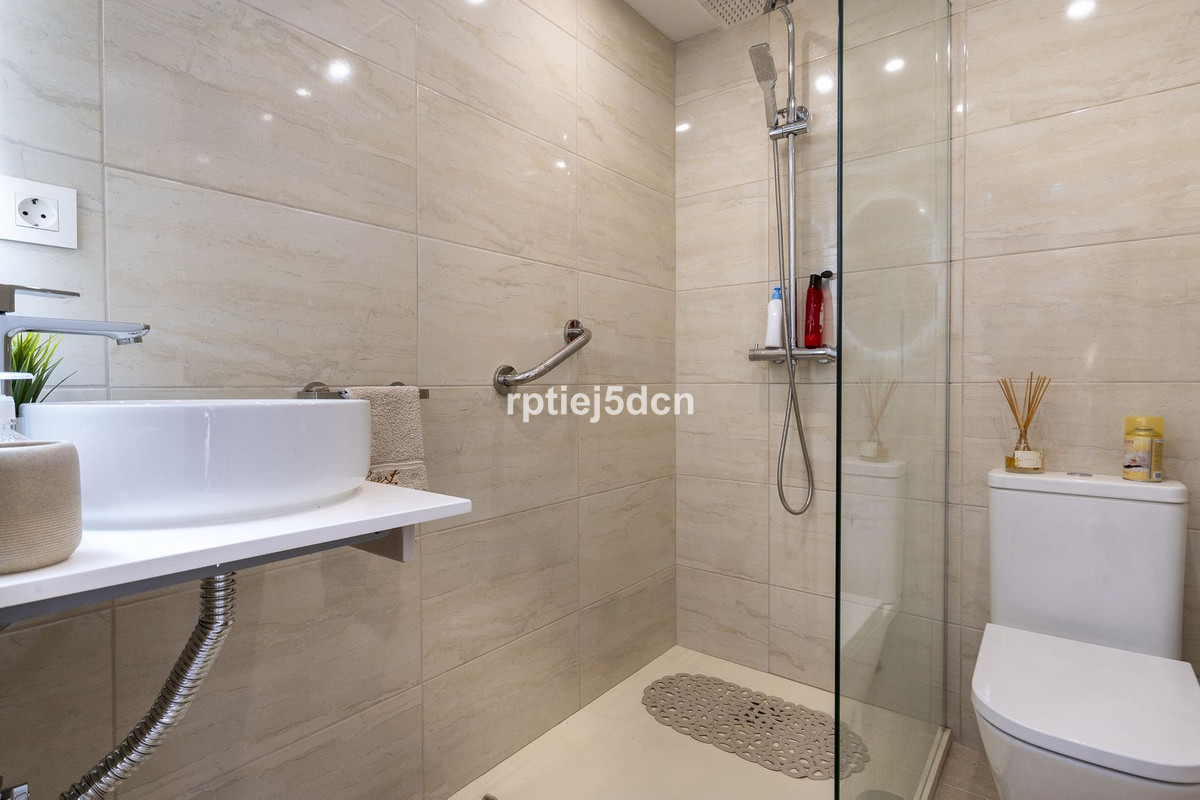 6a6e318c2942b1370b067255b046d039 - 13