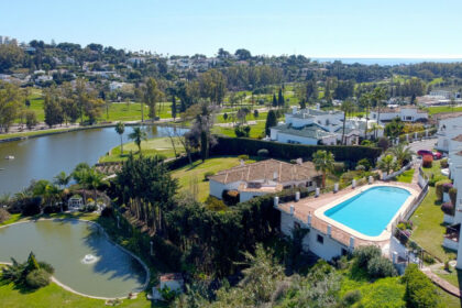 6a720790512992350ed6603a5ff0b315 - 19