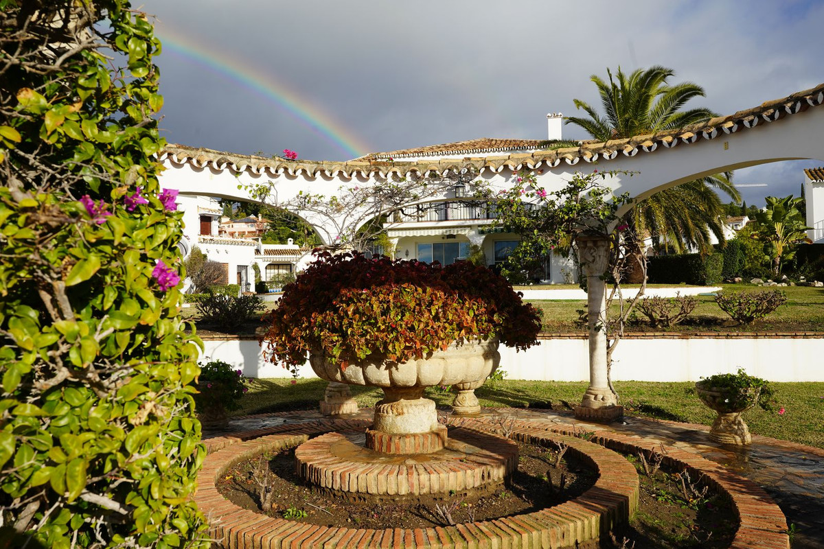 6a720790512992350ed6603a5ff0b315 - 21