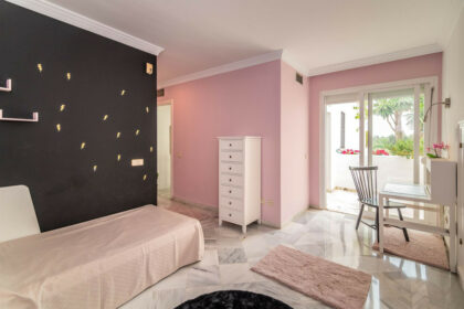 6ab8cdaf158ebdf496d33bc5a836d4af - 11