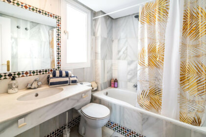 6ab8cdaf158ebdf496d33bc5a836d4af - 12