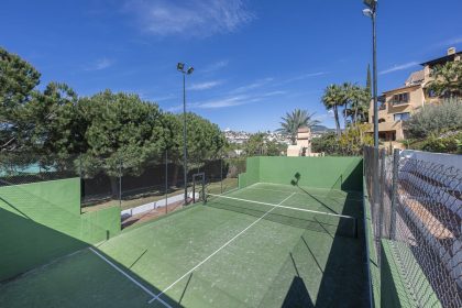 6aeb042850b3840099abf1e5a50cb617 - 24