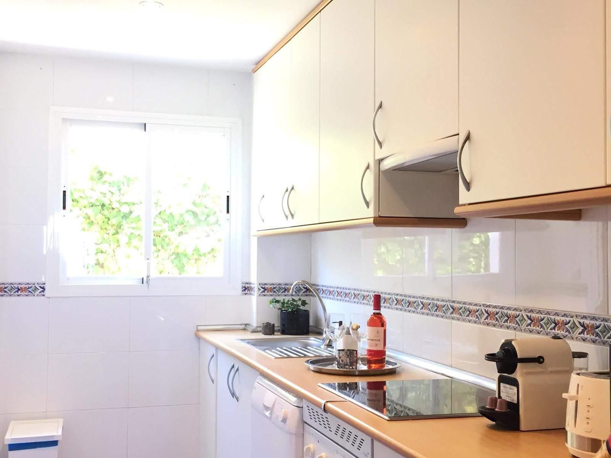 6af1966367b345a2454c68278f0d1f4c - 6