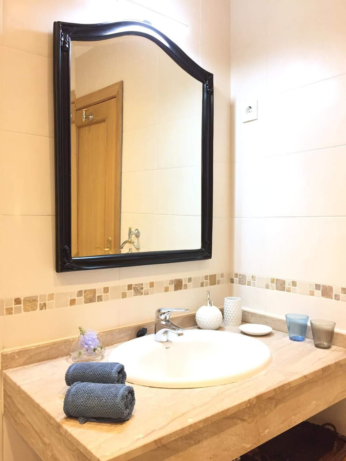 6af1966367b345a2454c68278f0d1f4c - 9