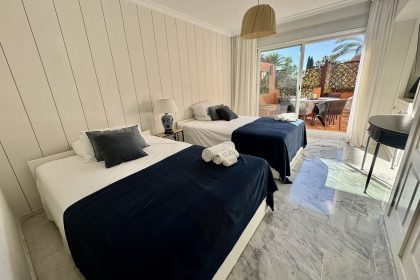 6b0ee2b1c6be9c287d0c703d361db4ae - 16