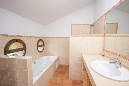 6b8fbc76a512816ab4fb438a7d1e53f9 - 16