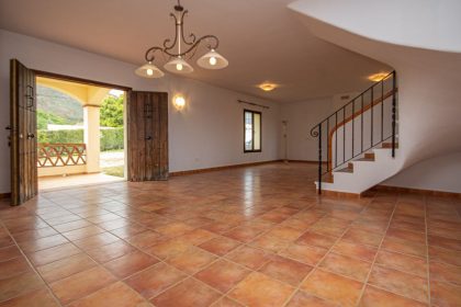 6b8fbc76a512816ab4fb438a7d1e53f9 - 24