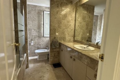 6bf4a3ef492c3cd1d1412c01c804db0f - 18