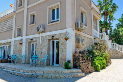 6bf680d5903d887150716f84c8fc5e42 - 10