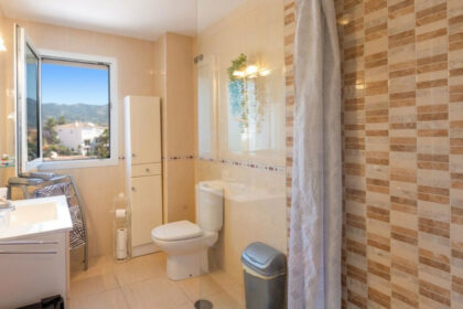 6bf680d5903d887150716f84c8fc5e42 - 33