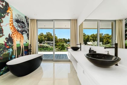 6c4ce75a6d20302359c717cf1a7fb0d9 - 13