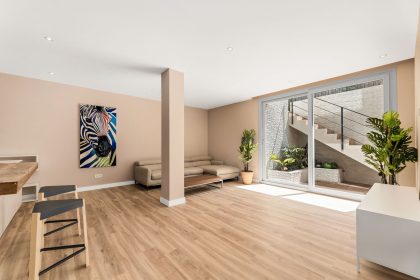 6c4ce75a6d20302359c717cf1a7fb0d9 - 24