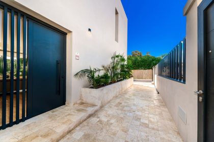 6c4ce75a6d20302359c717cf1a7fb0d9 - 27