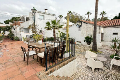 6cce6d03340cf6299d0a860a092d3d43 - 18