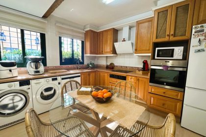 6d4e6155a70c151a9eef693c4035a23f - 8