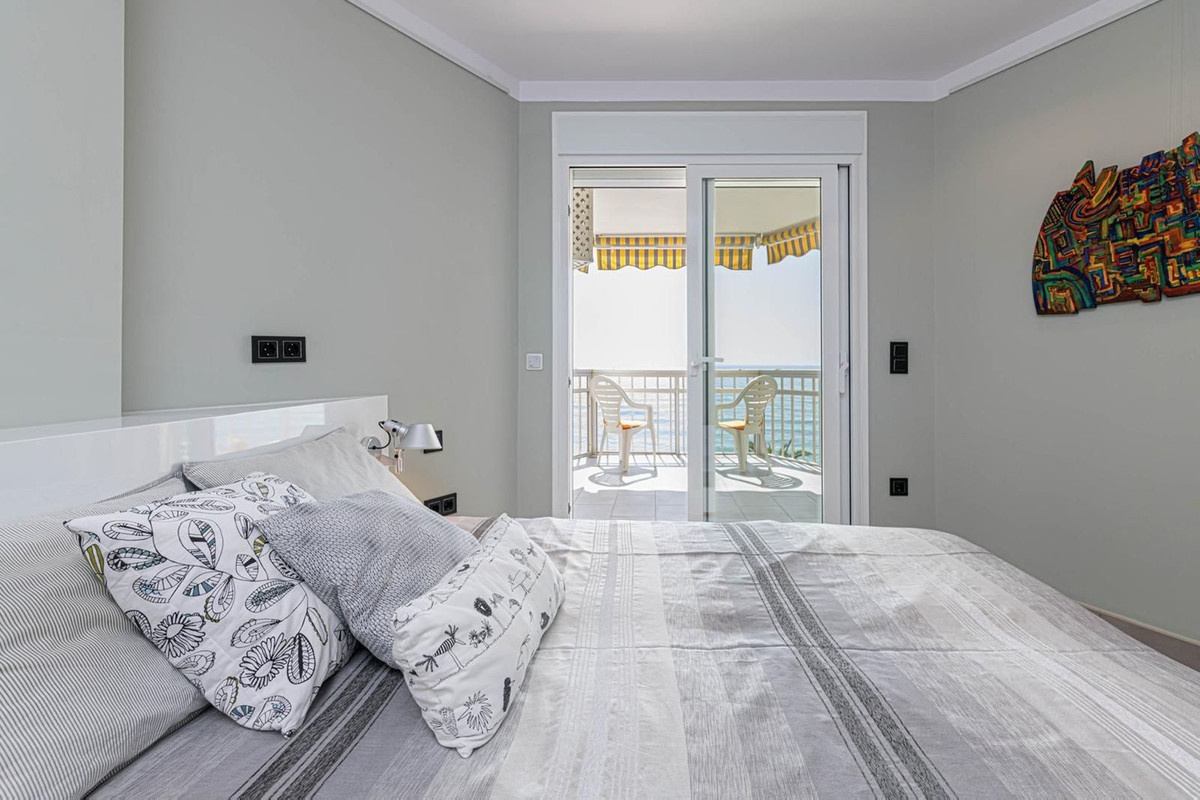 6edeec4ebcbce8e9023f3ee85798ac36 - 10