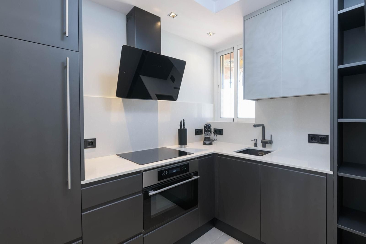 6edeec4ebcbce8e9023f3ee85798ac36 - 5