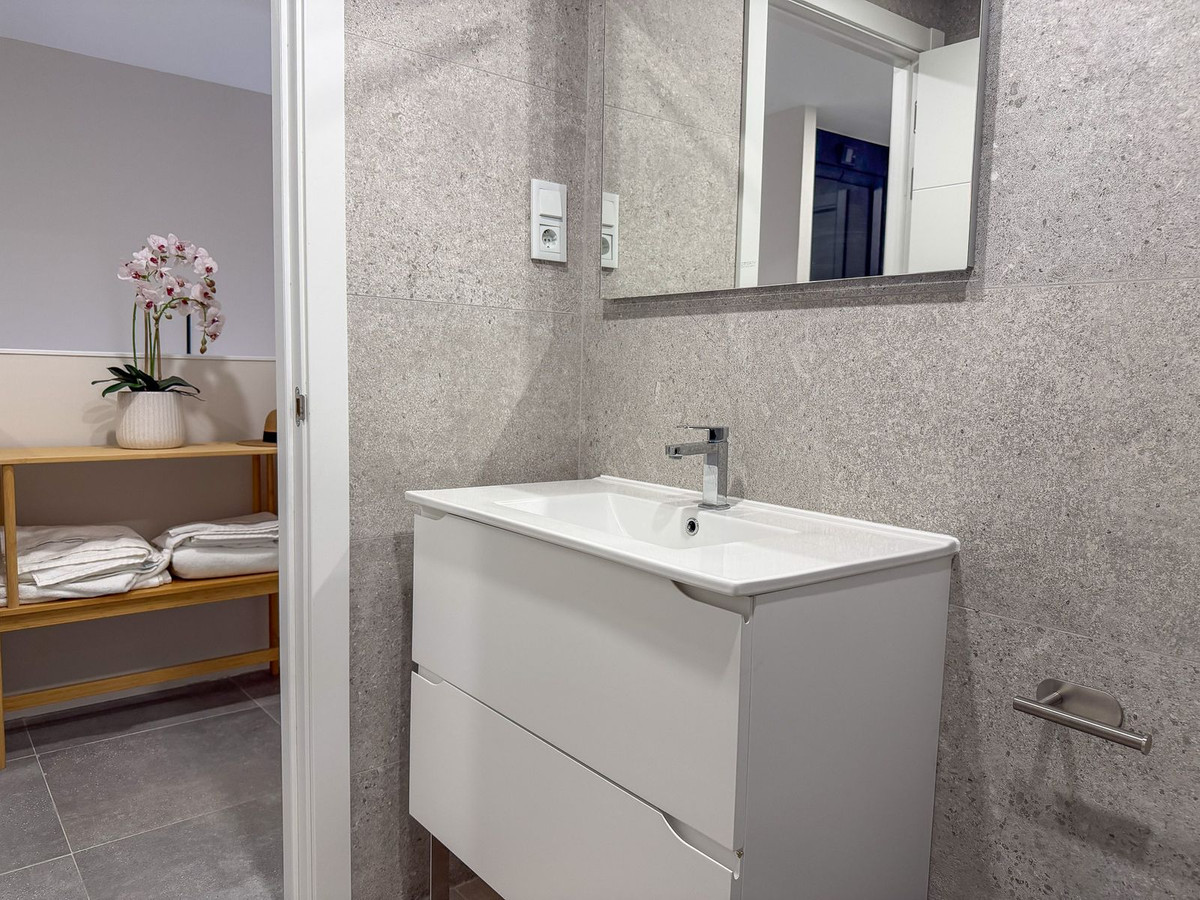 6eedb29fdafddbc9ac71931886b5a281 - 25