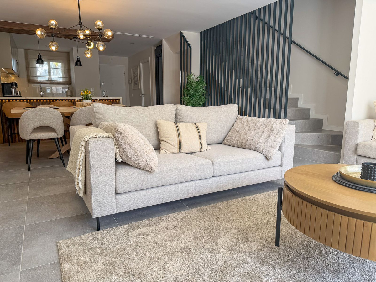 6eedb29fdafddbc9ac71931886b5a281 - 6