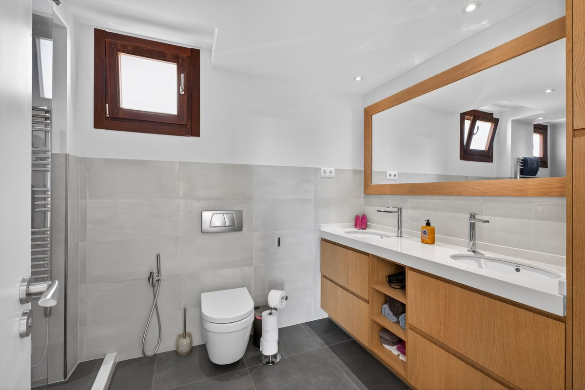 6ef53d007b8c132ece4018899578efb2 - 21