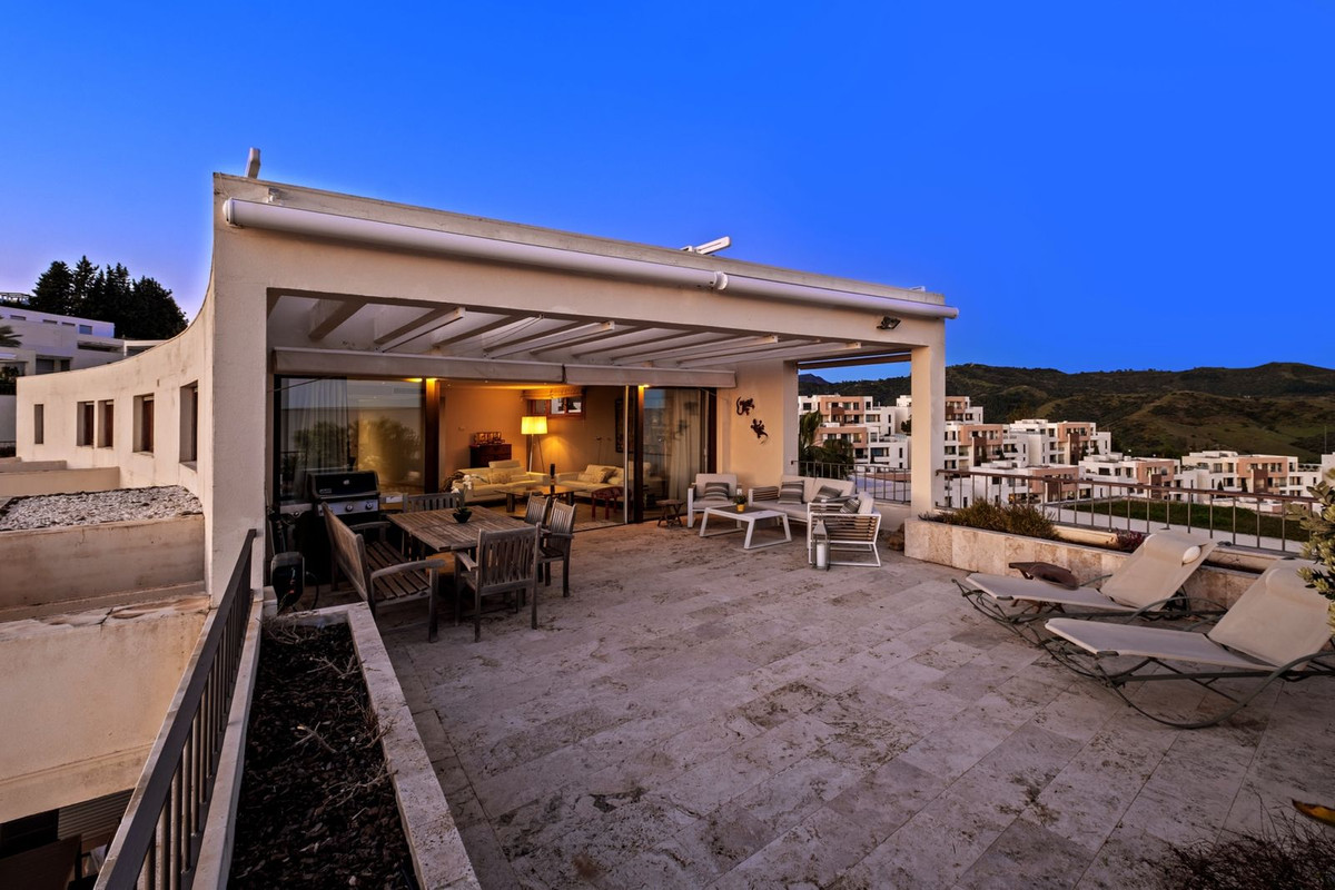 6ef53d007b8c132ece4018899578efb2 - 35