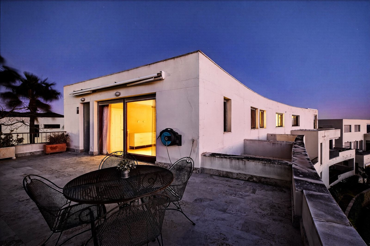 6ef53d007b8c132ece4018899578efb2 - 42