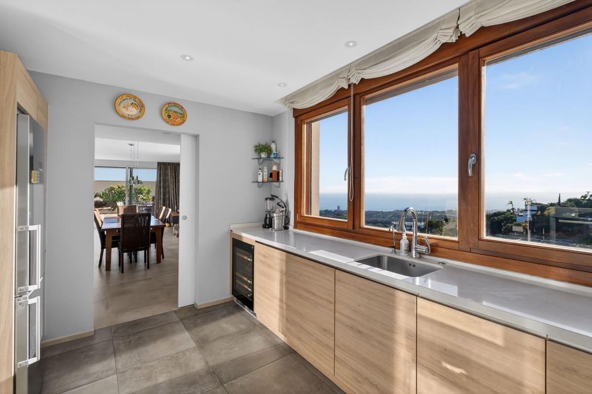 6ef53d007b8c132ece4018899578efb2 - 6