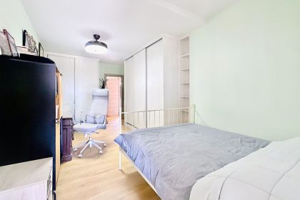 6efdb19777554892d84fd5a1b953f68f - 13