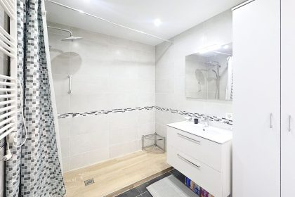 6efdb19777554892d84fd5a1b953f68f - 17