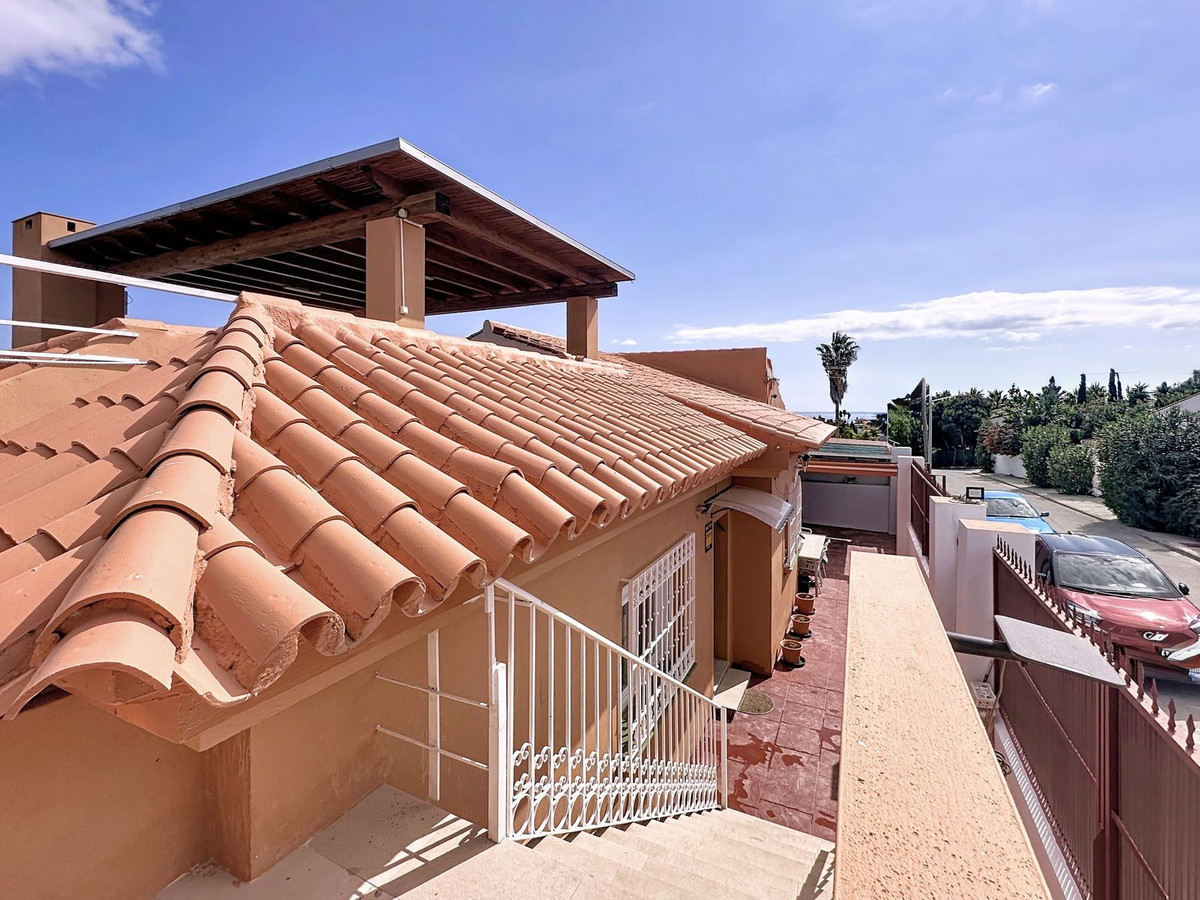 6efdb19777554892d84fd5a1b953f68f - 41