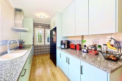 6efdb19777554892d84fd5a1b953f68f - 43