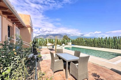 6efdb19777554892d84fd5a1b953f68f - 5