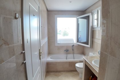 704794b72957f979df2caa92fdcdac7f - 15