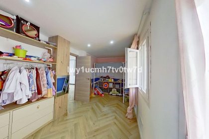 70de9eb65206d2b90157bd60d473b858 - 25