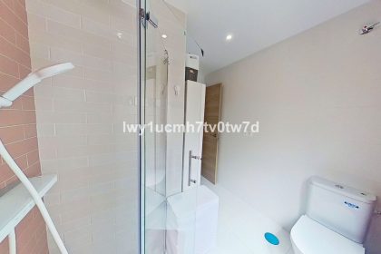 70de9eb65206d2b90157bd60d473b858 - 30