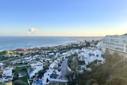 719061a6ec5f0b278c34f46c6136ed6c - 25