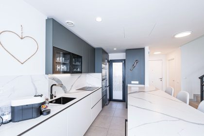 71e556a4cc6e932a4e1fd123b30919ba - 13