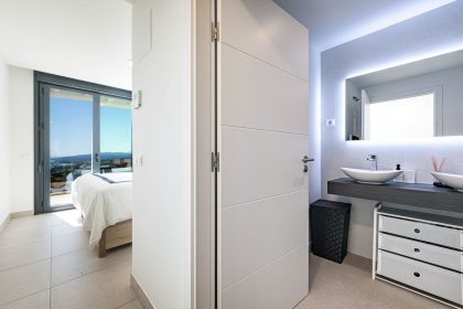 71e556a4cc6e932a4e1fd123b30919ba - 26