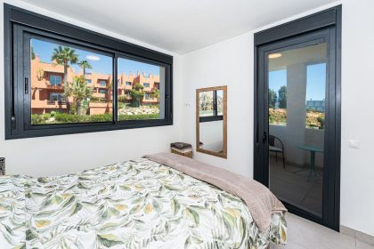 71e556a4cc6e932a4e1fd123b30919ba - 30