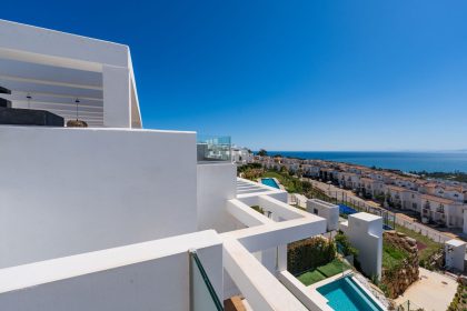 71e556a4cc6e932a4e1fd123b30919ba - 43