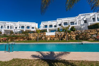 71e556a4cc6e932a4e1fd123b30919ba - 53