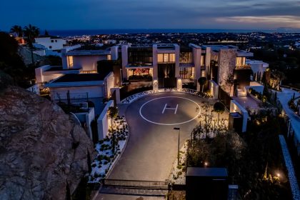 7218bd821a1e5980a675115256b60748 - 1