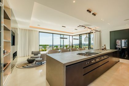 7218bd821a1e5980a675115256b60748 - 11