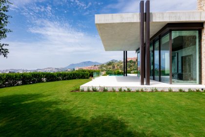 7218bd821a1e5980a675115256b60748 - 52