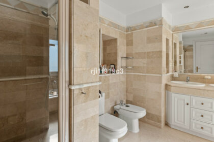 721e05b3c69090e5fa5e561cfb5f7314 - 12