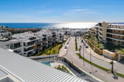 72b016a04a28fab64205a244a56c10e3 - 19