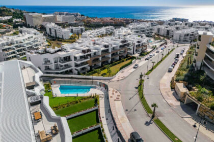 72b016a04a28fab64205a244a56c10e3 - 20