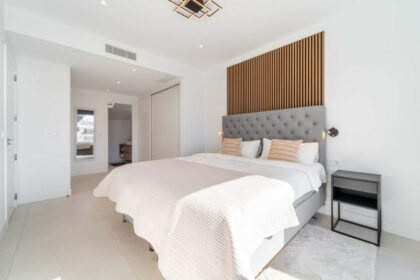 72b016a04a28fab64205a244a56c10e3 - 25