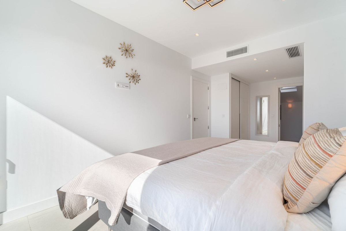 72b016a04a28fab64205a244a56c10e3 - 26